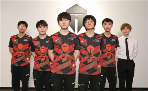 皇马在比赛 皇马在比赛