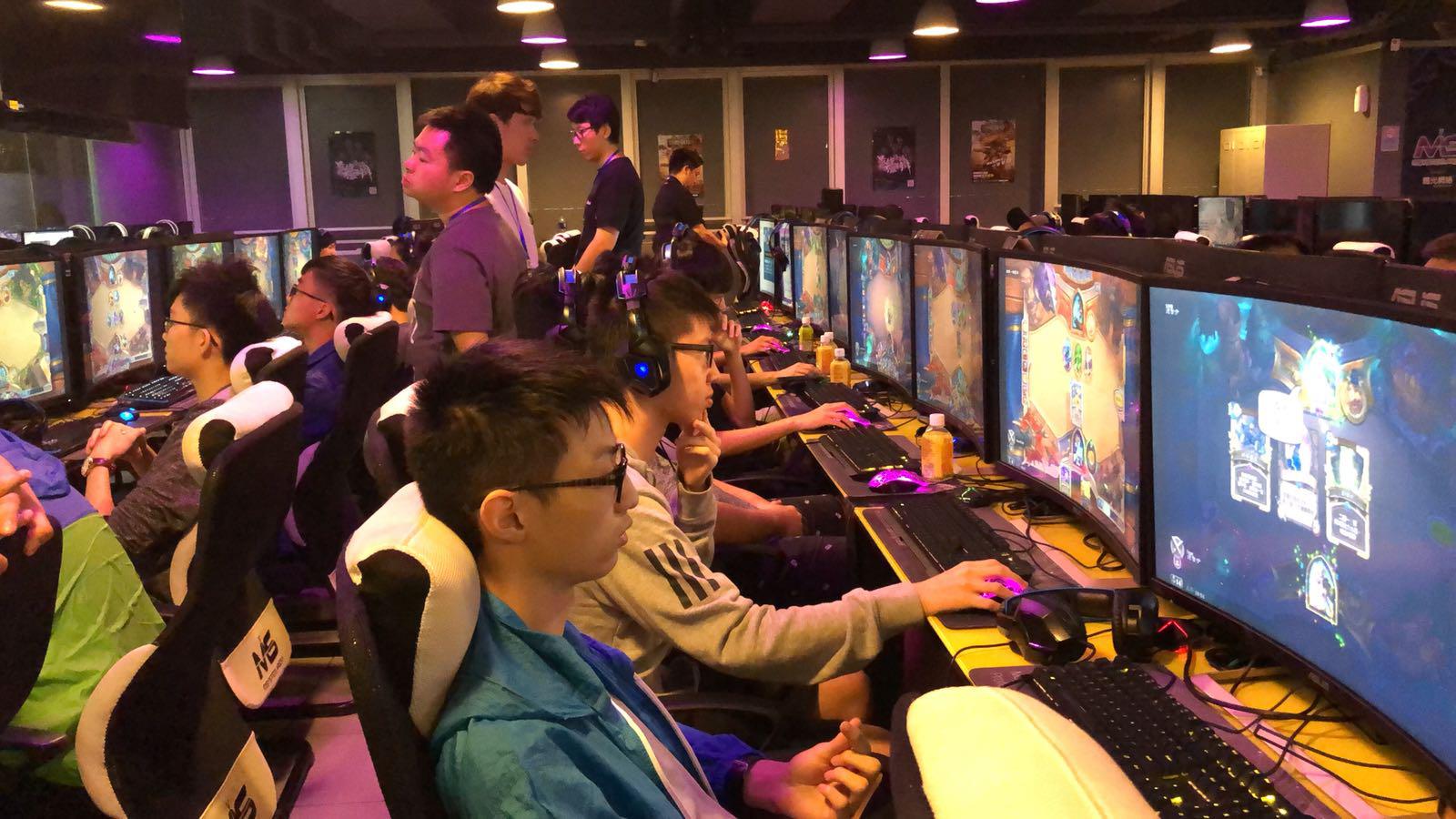 式联动球迷 式联动球迷