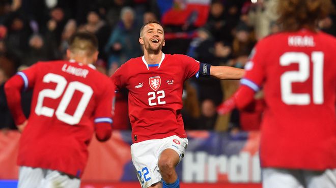 精彩绝伦的 精彩绝伦的