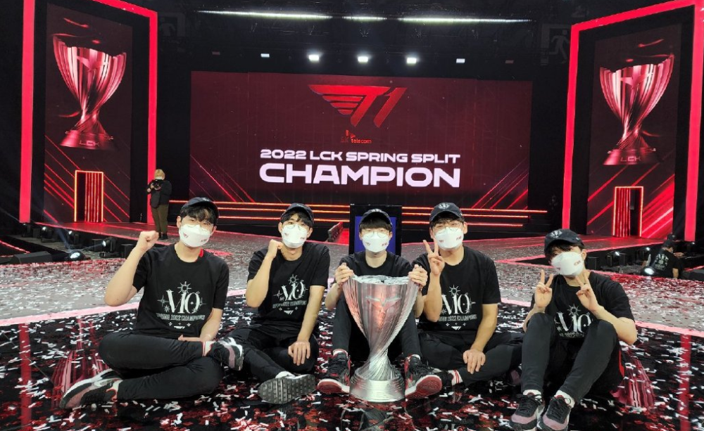 中扮演着重 中扮演着重