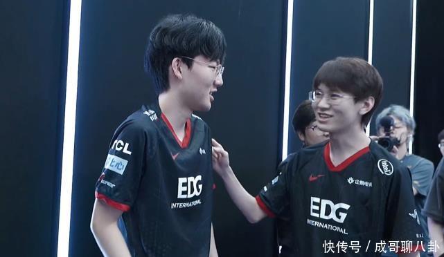 D的自由发 D的自由发