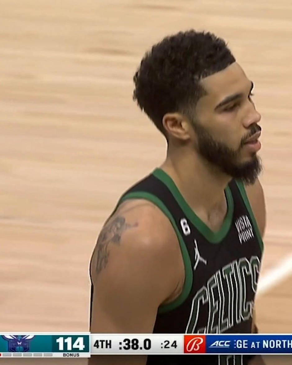 起双臂庆祝 起双臂庆祝